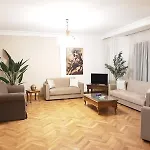 Maadi Stylish 3 Bedrooms Apartment