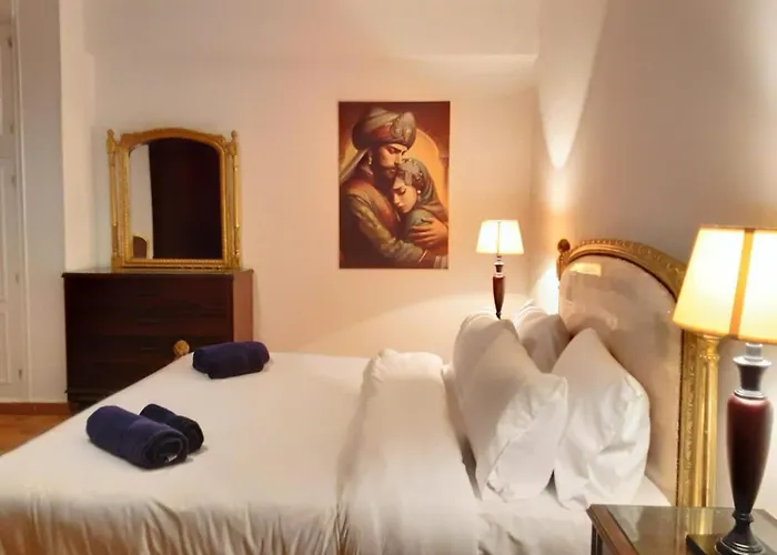 Maadi Stylish 3 Bedrooms Apartment