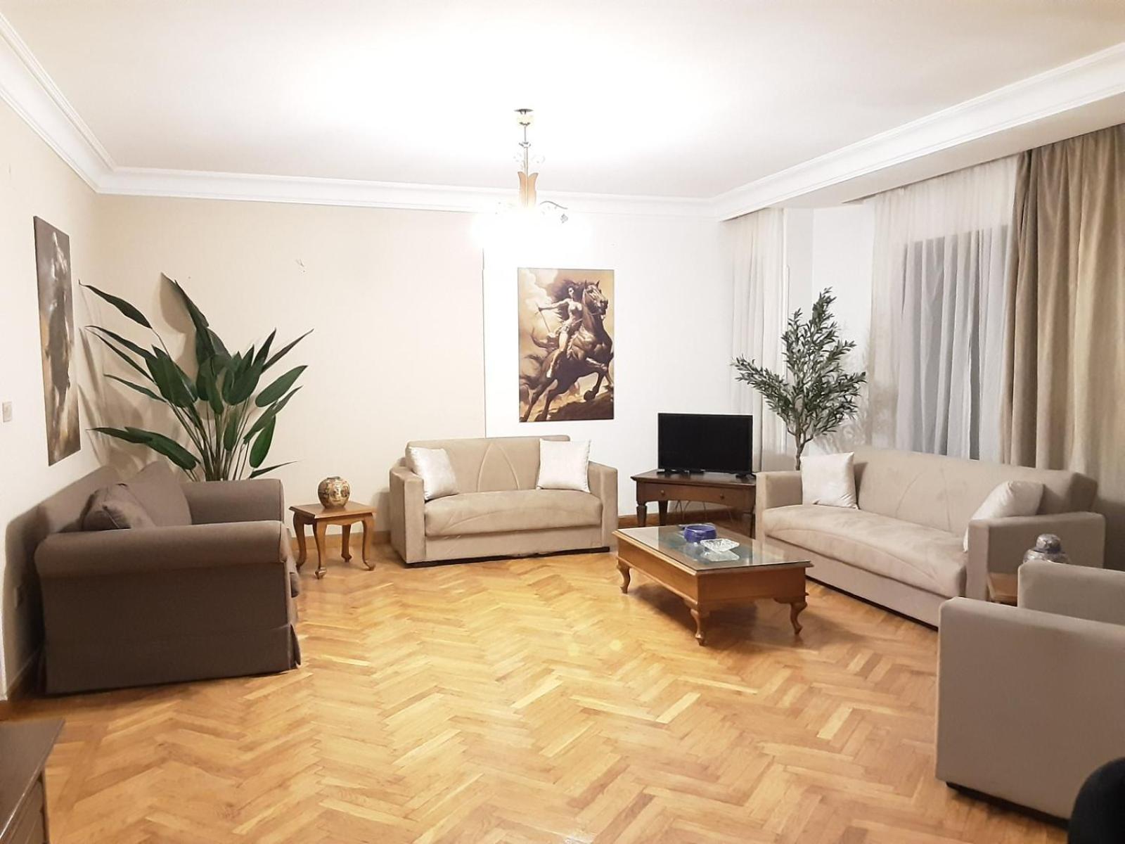 Maadi Stylish 3 Bedrooms *